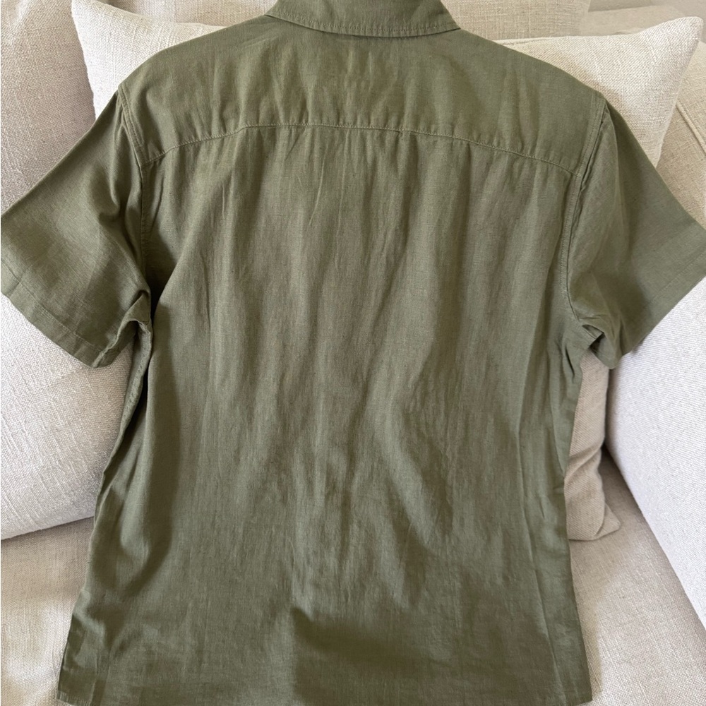 Abercrombie & Fitch Green Casual Button Down Shirt - Picture 4 of 5